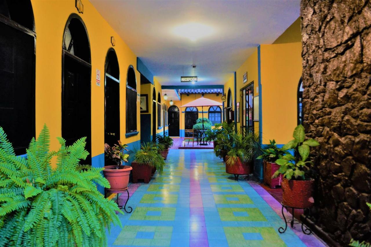 Hotel Delfin Comitan Dış mekan fotoğraf